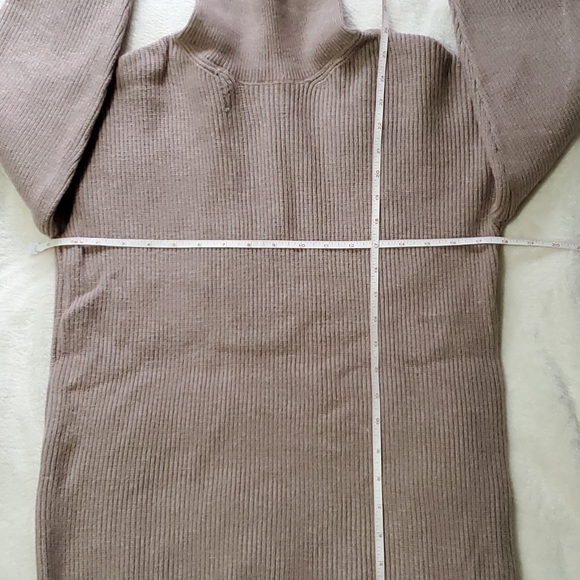 rib knit long turtle neck tunic sweater dress tan size medium brown - Picture 4 of 4